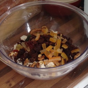 CAKE AUX FRUITS CONFITS