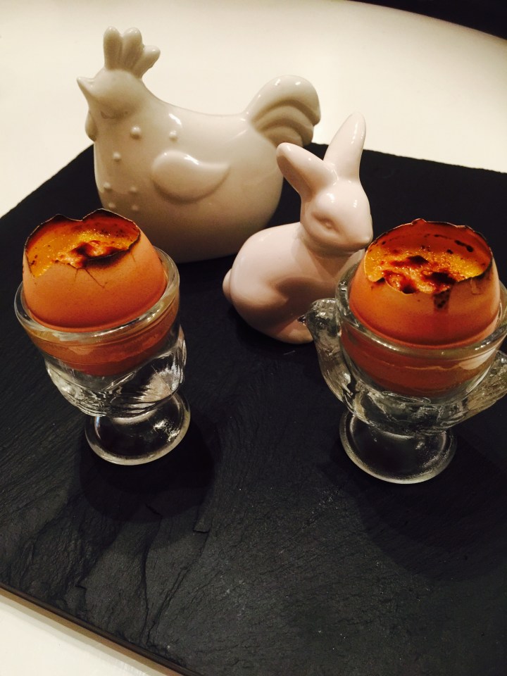 Crème brûlée de Pâques aux zestes de citron vert