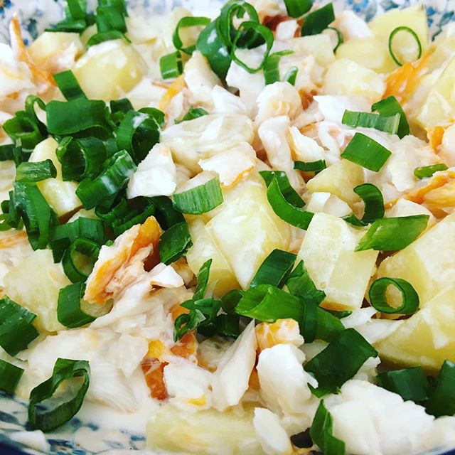 filets de haddock sur lit de pousses d'épinards (2)