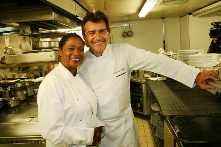 dans les cuisines du pavillon ledoyen