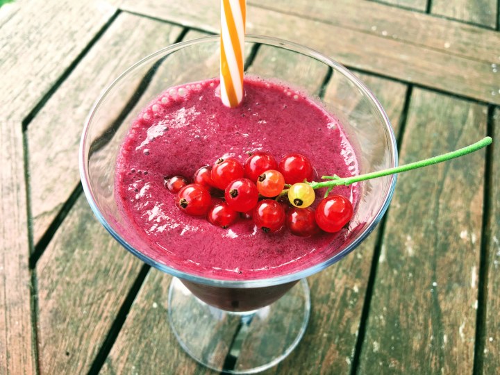 Smoothie fruits rouges et banane